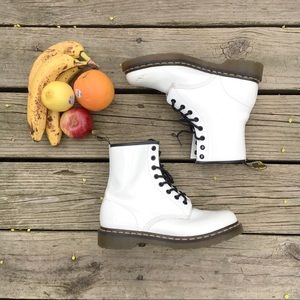 Doc Martens 1460 Leather Dr Martens combat boots